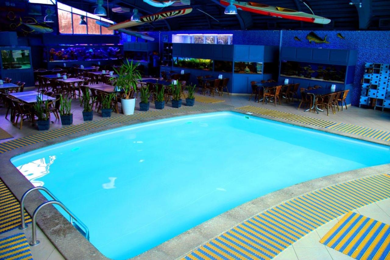 Тау-House Hotel Kok-Shoky Bagian luar foto