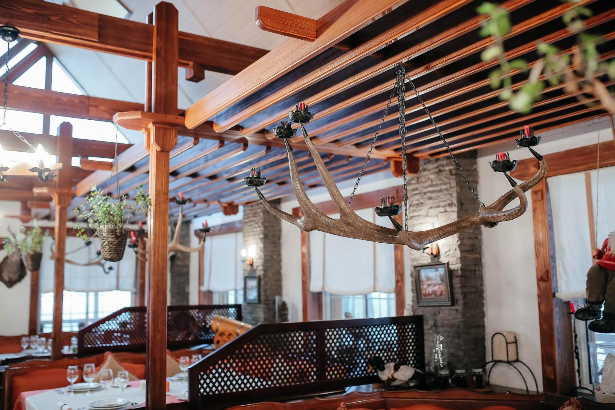 Тау-House Hotel Kok-Shoky Bagian luar foto