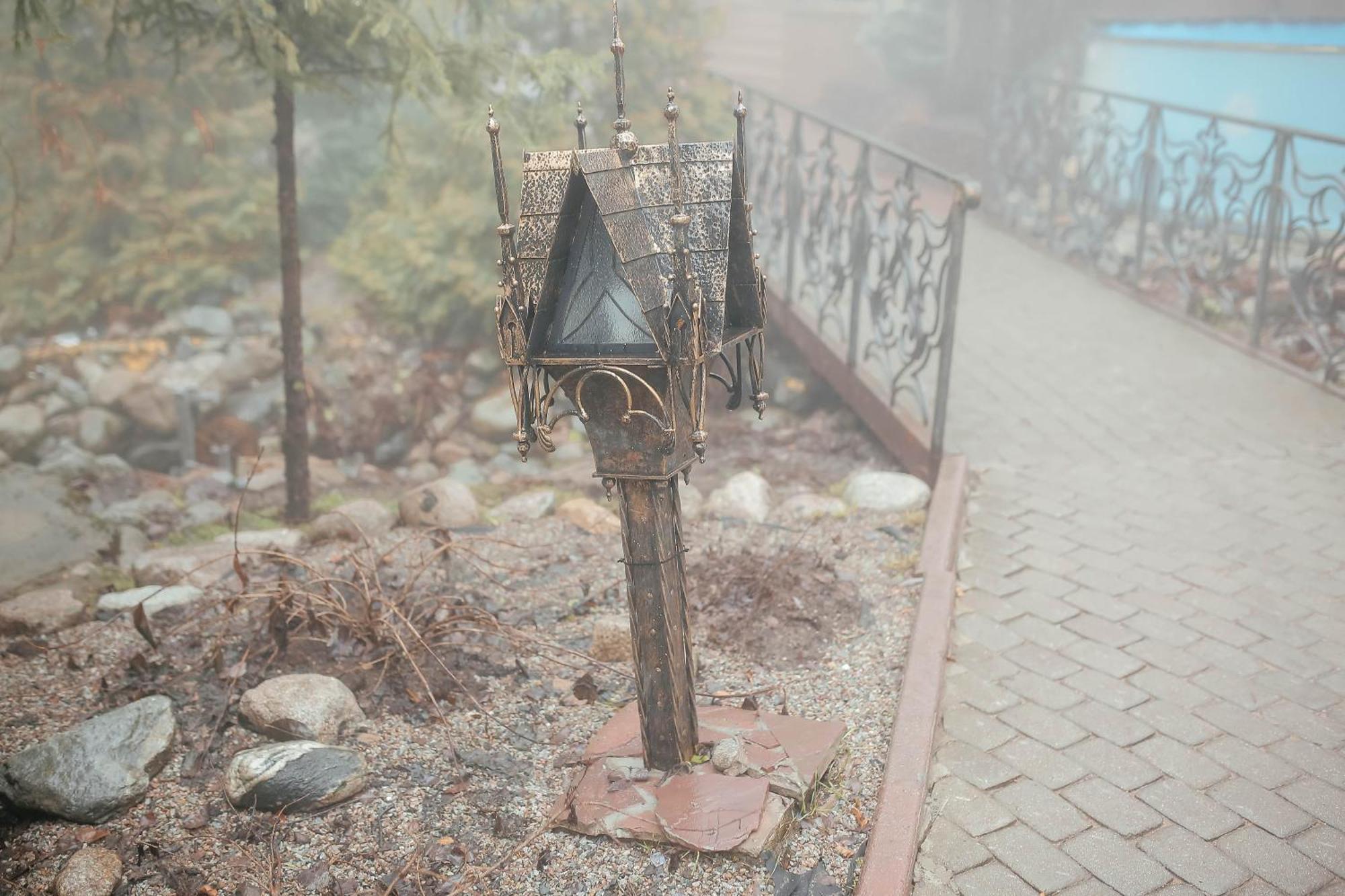 Тау-House Hotel Kok-Shoky Bagian luar foto